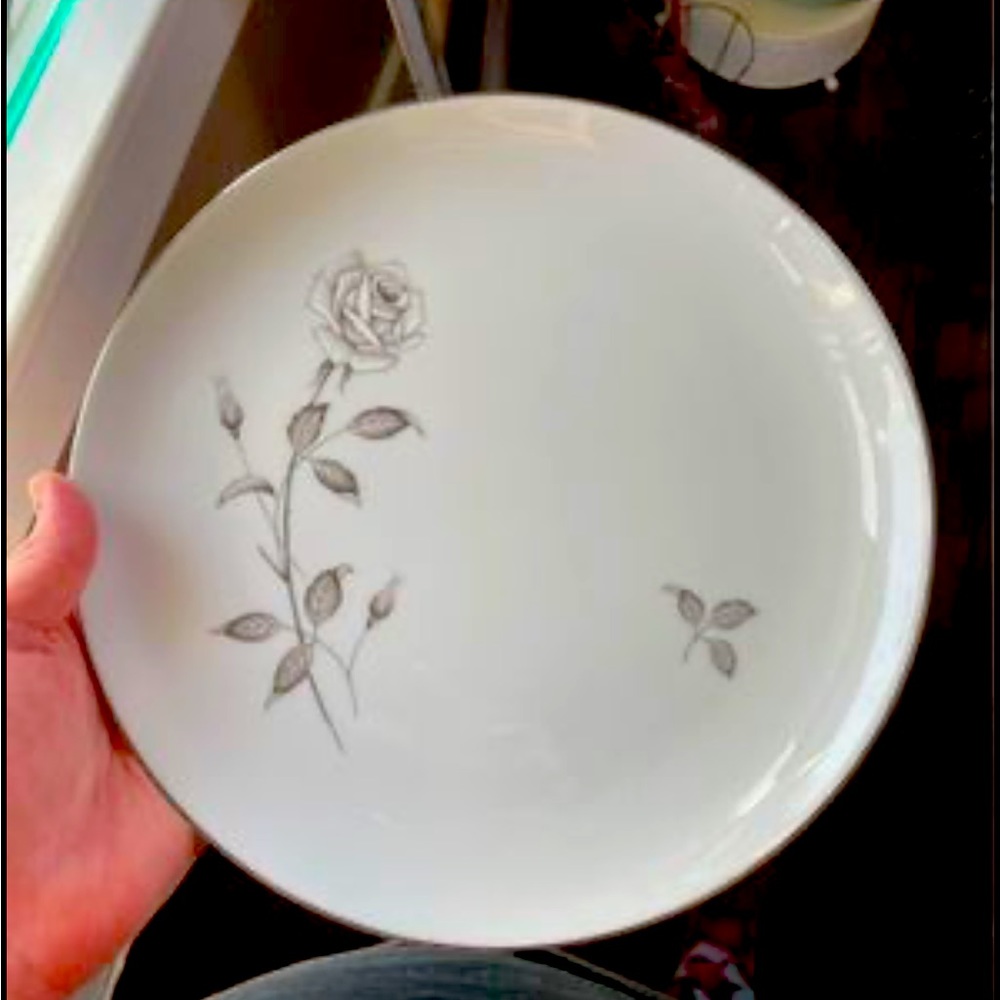 Creative Manor Plates